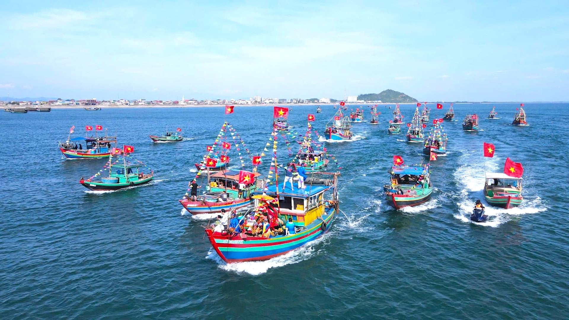 Hà Tĩnh: Lễ hội Cầu ngư Nhượng Bạn giữ hồn biển, lan tỏa giá trị di sản