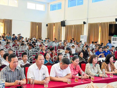 xa trung gia chung tay vi tre em hanh phuc an toan trong ky nguyen so