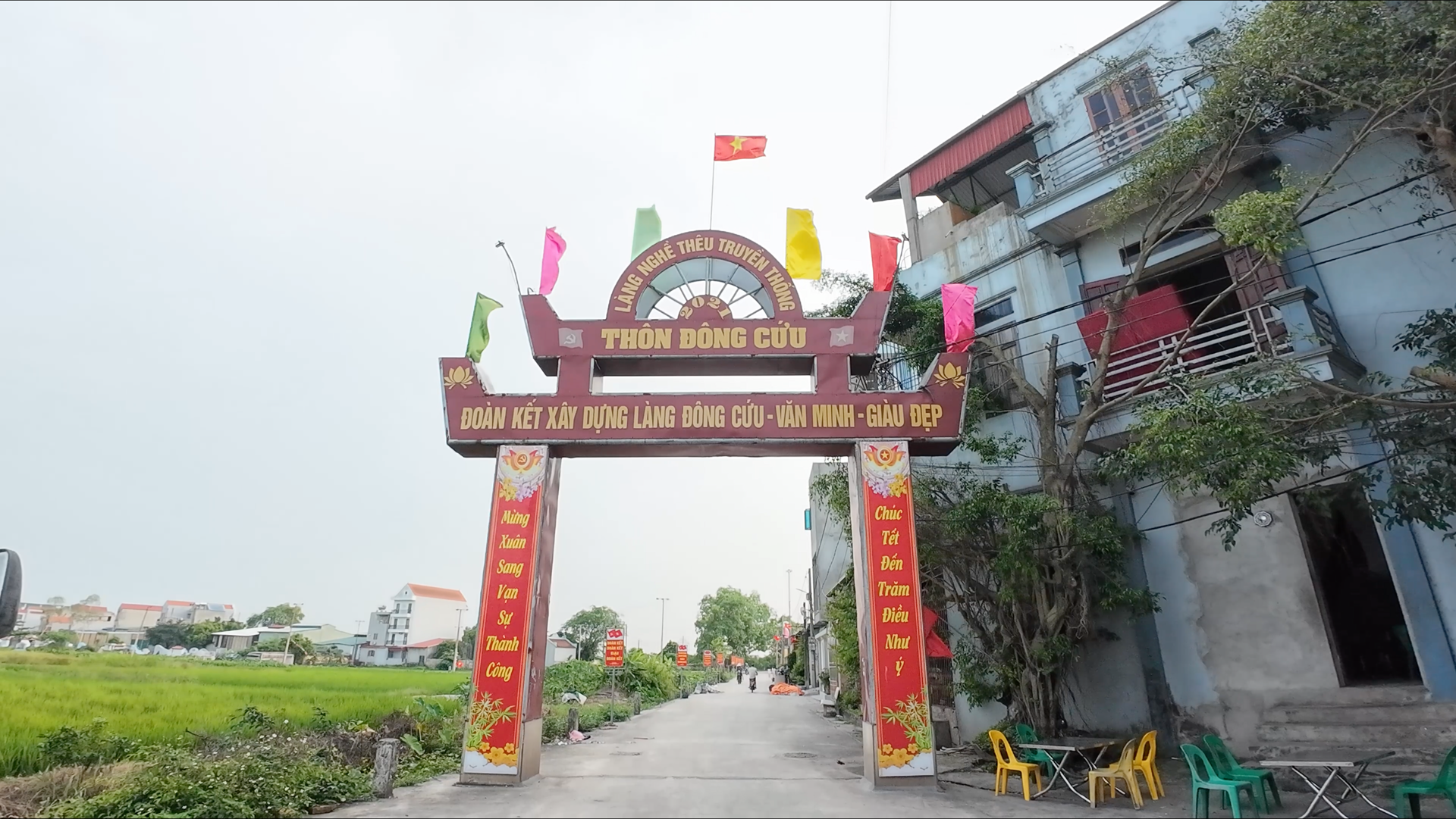 Đông Cứu và hành trình đánh thức giá trị di sản thêu long bào