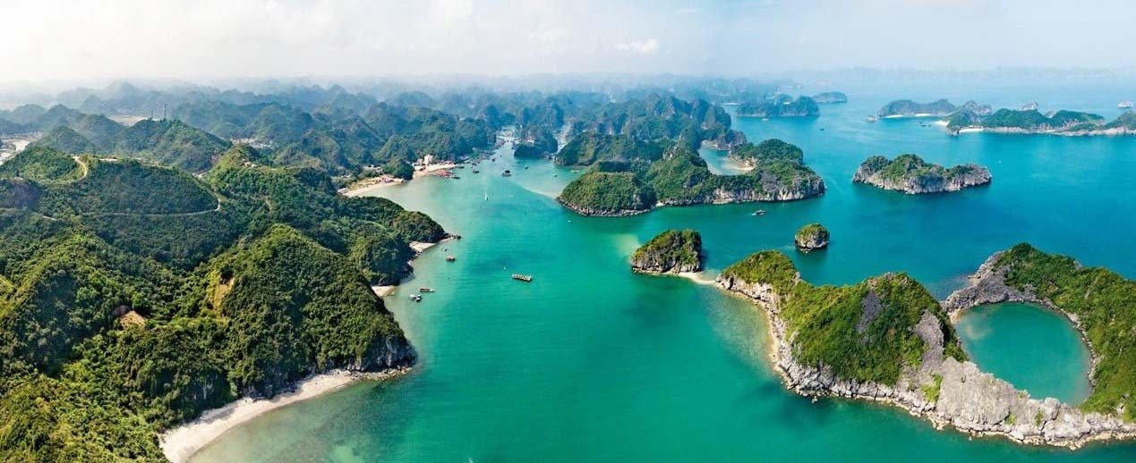 Cát Bà: Bản giao hưởng xanh giữa đại dương và những giá trị di sản trường tồn Cát Bà: Bản giao hưởng xanh giữa đại dương và những giá trị di sản trường tồn