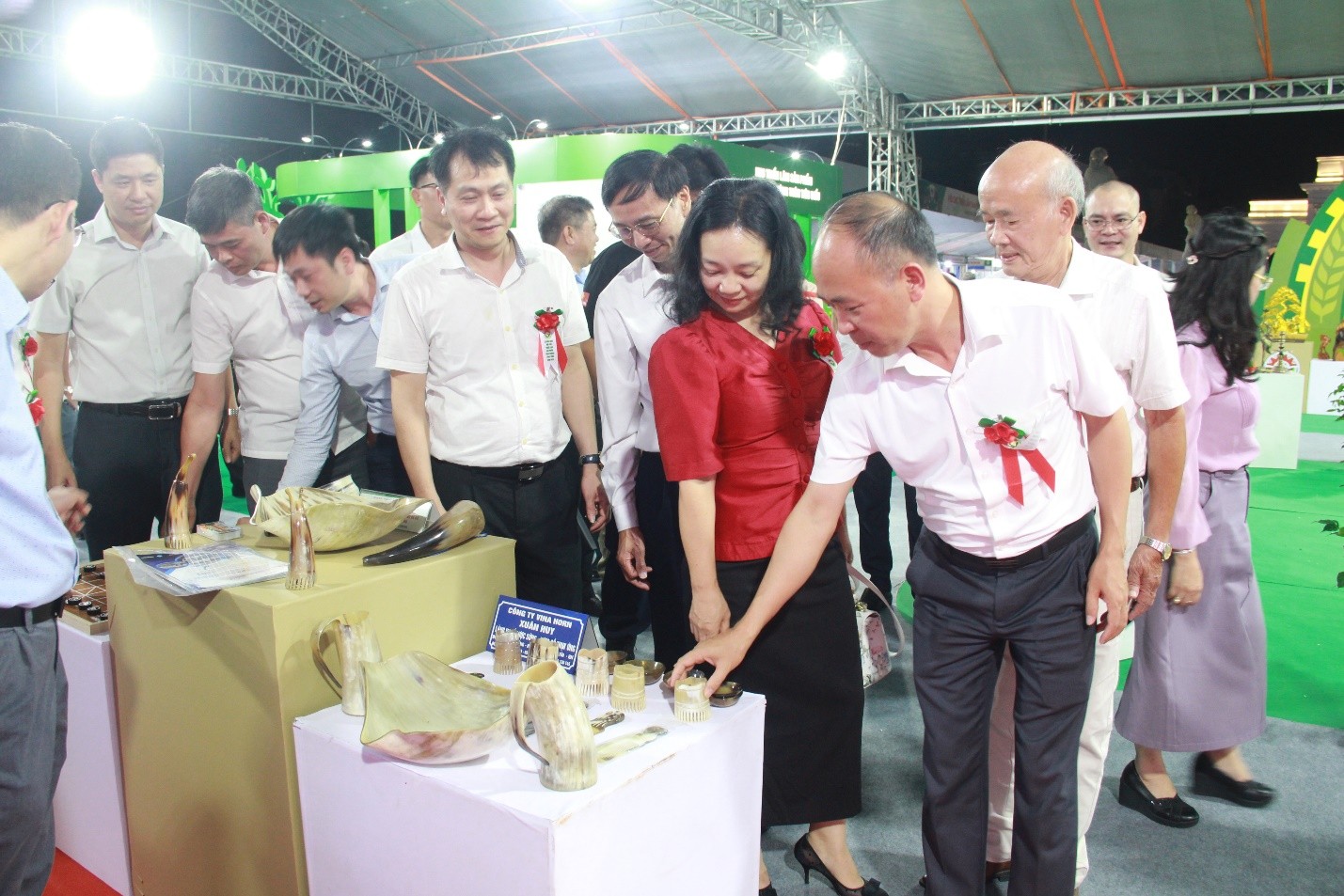 Khai mạc Hội chợ triển lãm sản phẩm công nghiệp nông thôn năm 2026