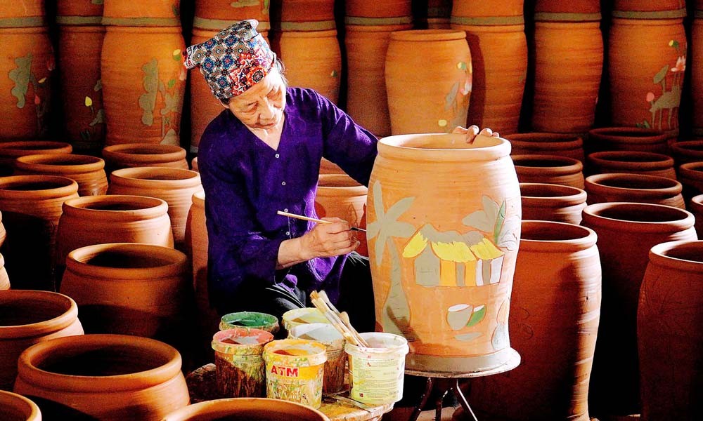 Làng gốm Phù Lãng gắn sản xuất với du lịch trải nghiệm Làng gốm Phù Lãng gắn sản xuất với du lịch trải nghiệm