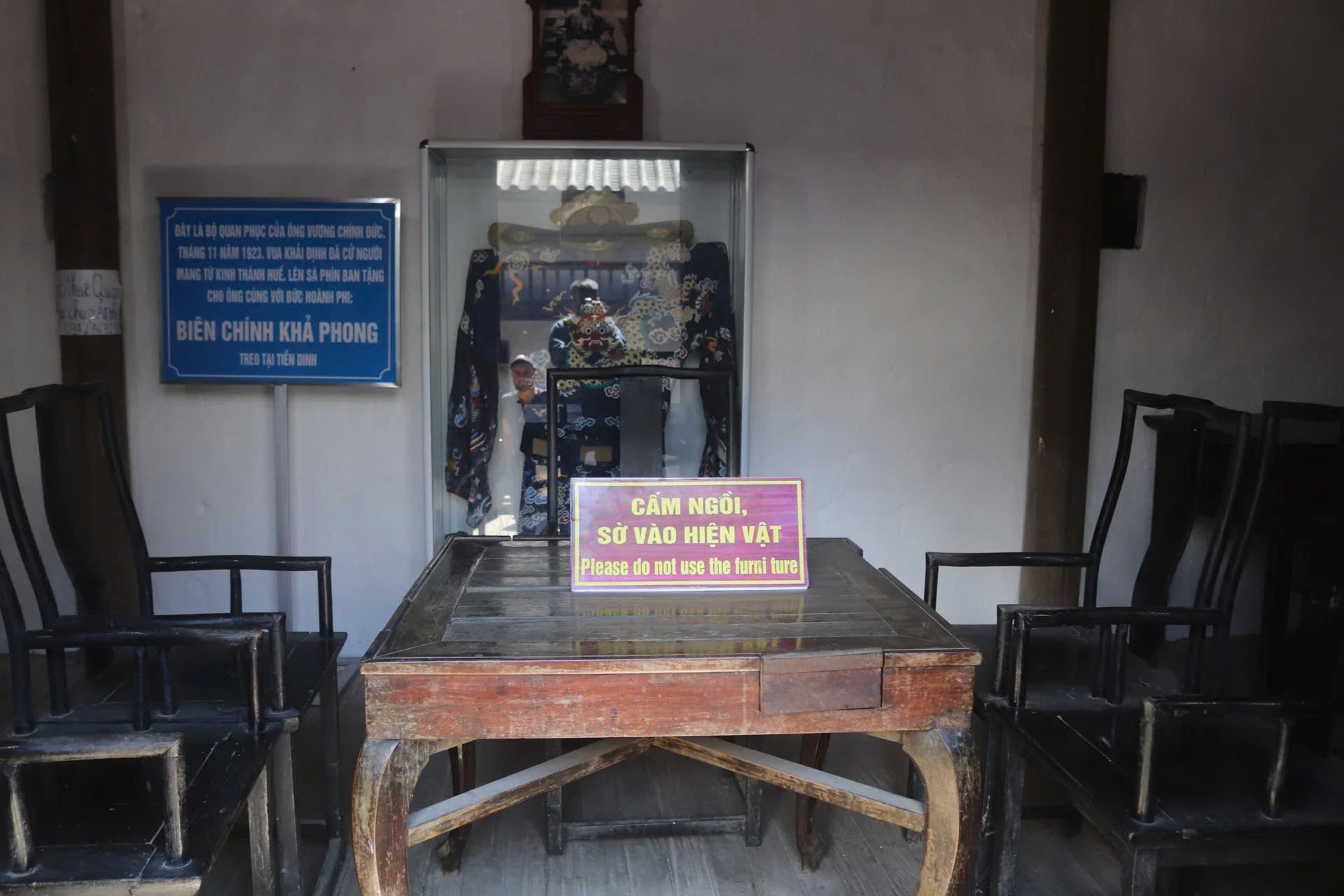 Dinh thự họ Vương: Huyền thoại giữa cao nguyên đá