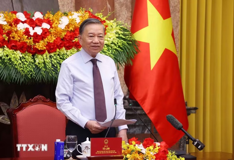 Tổng Bí thư, Chủ tịch nước Tô Lâm: Báo chí phải lấy lợi ích nhân dân làm trung tâm Tổng Bí thư, Chủ tịch nước Tô Lâm: Báo chí phải lấy lợi ích nhân dân làm trung tâm