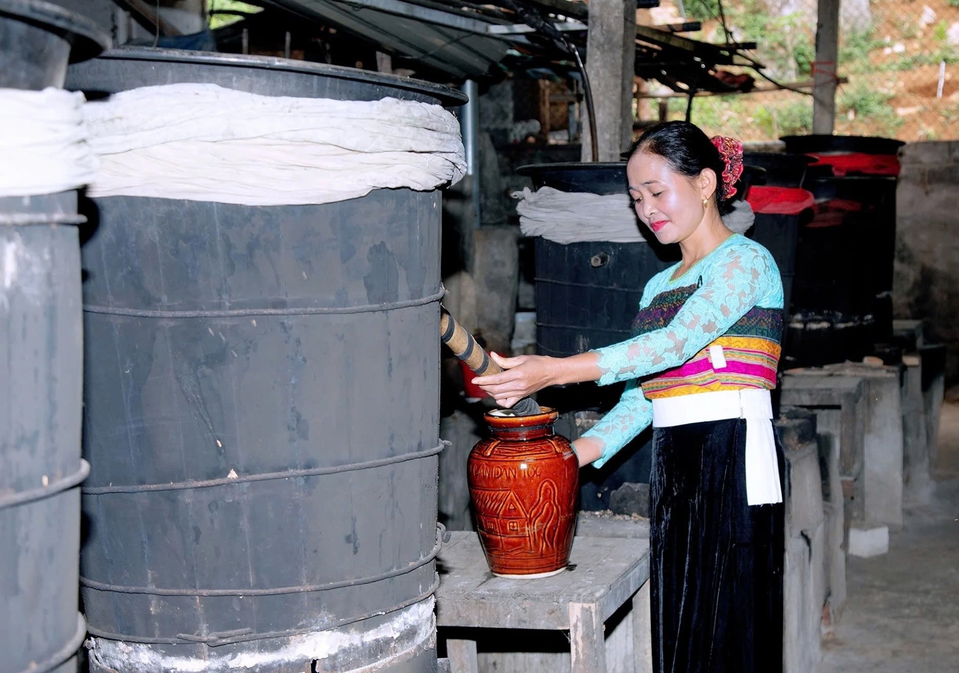 Mai Hạ gọi nắng, bếp gọi men rừng Mai Hạ gọi nắng, bếp gọi men rừng