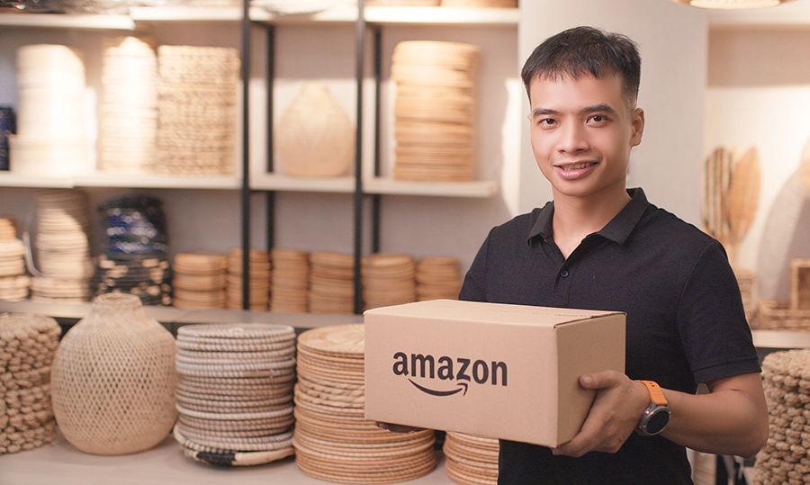 Nỗ lực “di cư” làng nghề Việt: Kỳ 1: Chàng trai Quảng Bình “bán cói” quê hương lấy Đô-la Nỗ lực “di cư” làng nghề Việt: Kỳ 1: Chàng trai Quảng Bình “bán cói” quê hương lấy Đô-la