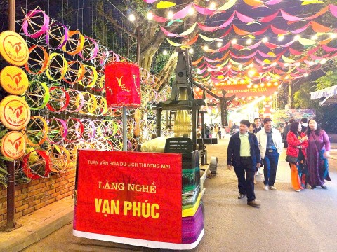 chuong trinh khuyen cong ha noi huong toi lang nghe xanh
