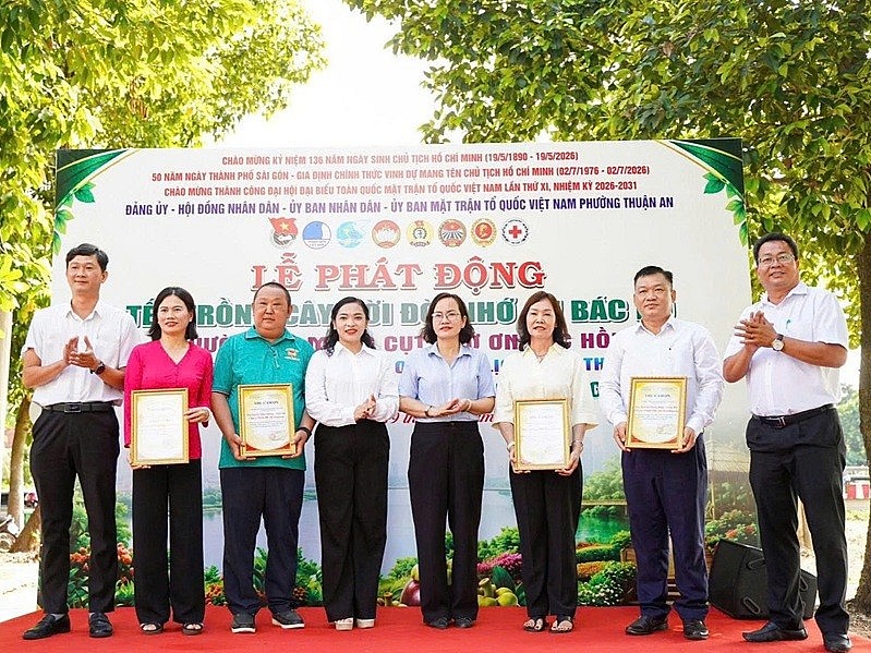 KingWood tích cực tham gia nhiều hoạt động xã hội, phát huy trách nhiệm doanh nghiệp đối với cộng đồng KingWood tích cực tham gia nhiều hoạt động xã hội, phát huy trách nhiệm doanh nghiệp đối với cộng đồng