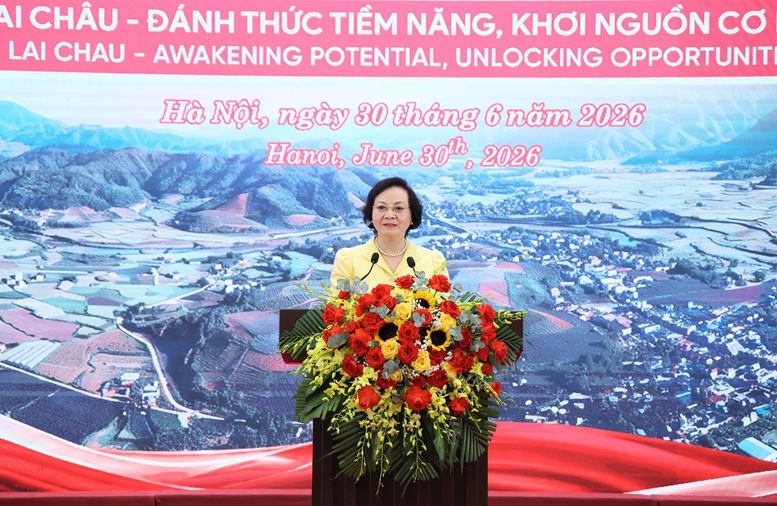 Phó Thủ tướng Phạm Thị Thanh Trà chứng kiến Lai Châu trao quyết định chấp thuận chủ trương đầu tư, ký kết MOU hơn 200.000 tỷ đồng