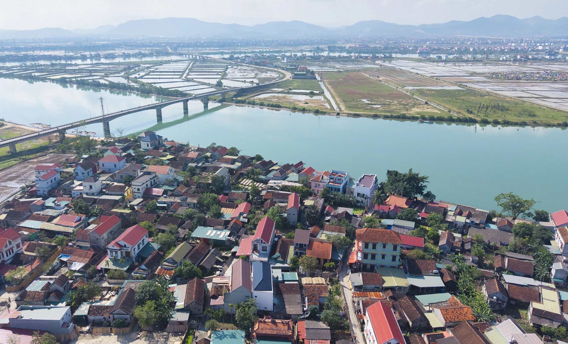 Làng bánh tráng Tân An: Hương vị trăm năm bên dòng sông Gianh