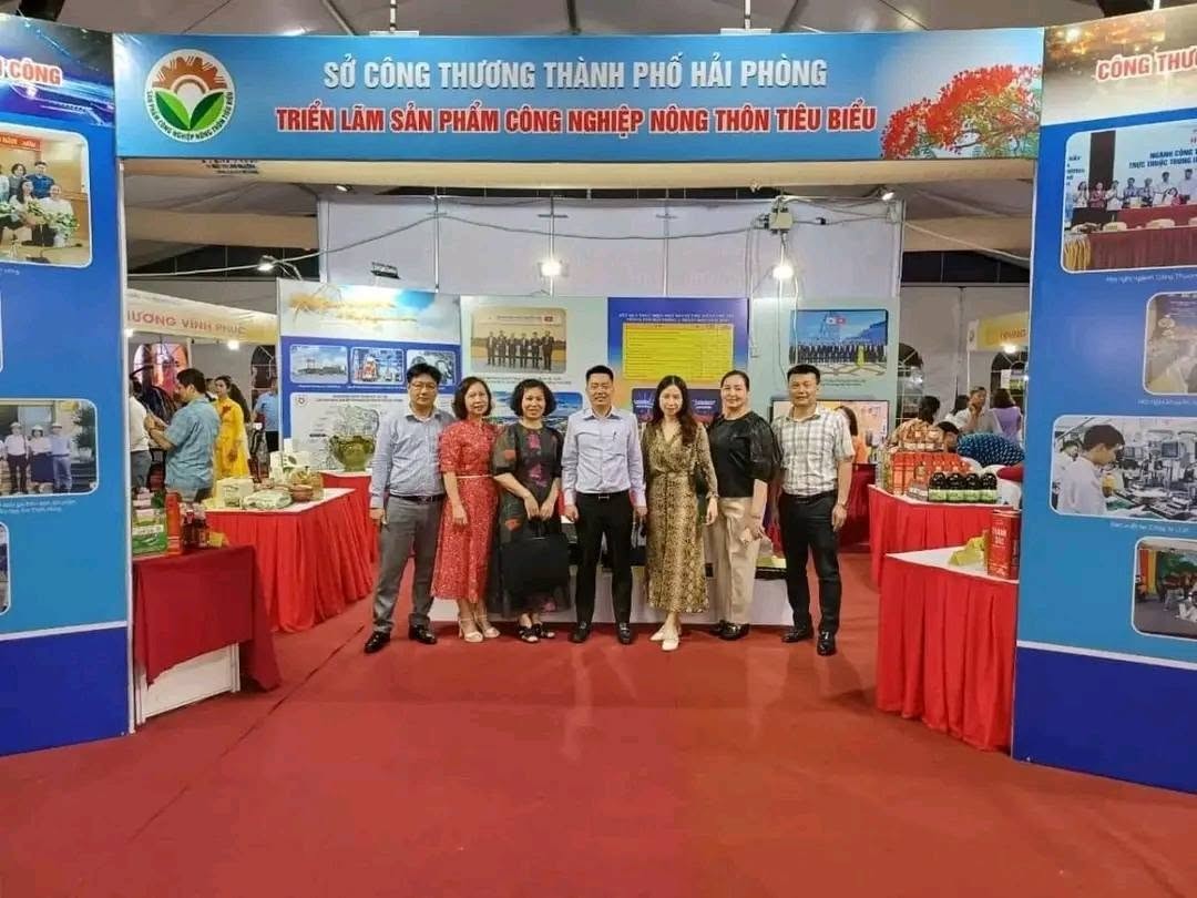Năm 2025, khuyến công Hải Phòng tiếp tục triển khai các nội dung nhằm thúc đẩy sản xuất, xúc tiến mở rộng thị trường tiêu thụ sản phẩm công nghiệp nông thôn. Năm 2025, khuyến công Hải Phòng tiếp tục triển khai các nội dung nhằm thúc đẩy sản xuất, xúc tiến mở rộng thị trường tiêu thụ sản phẩm công nghiệp nông thôn.