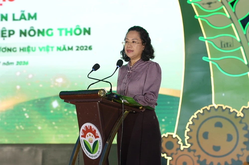 Bà Đỗ Thị Minh Trâm - Phó Cục trưởng Cục Đổi mới sáng tạo, Chuyển đổi xanh và Khuyến công phát biểu khai mạc Hội chợ. Bà Đỗ Thị Minh Trâm - Phó Cục trưởng Cục Đổi mới sáng tạo, Chuyển đổi xanh và Khuyến công phát biểu khai mạc Hội chợ.
