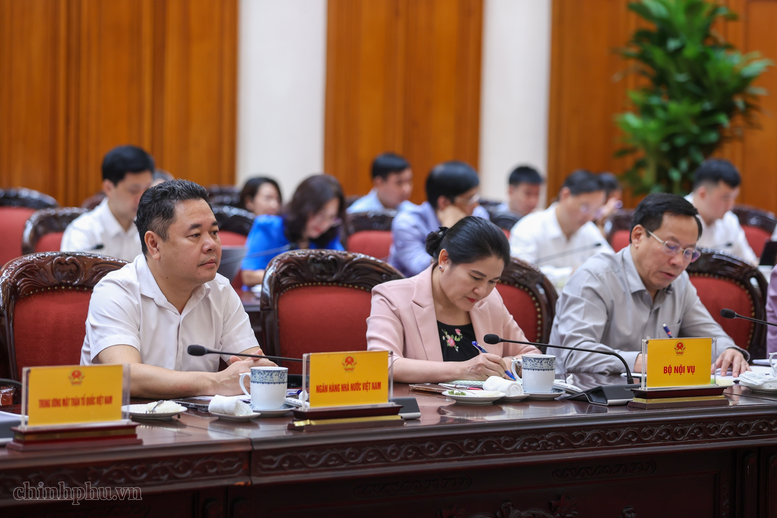 Thủ tướng Lê Minh Hưng: Khẩn trương nghiên cứu, đề xuất tích hợp thực chất 4 chương trình mục tiêu quốc gia