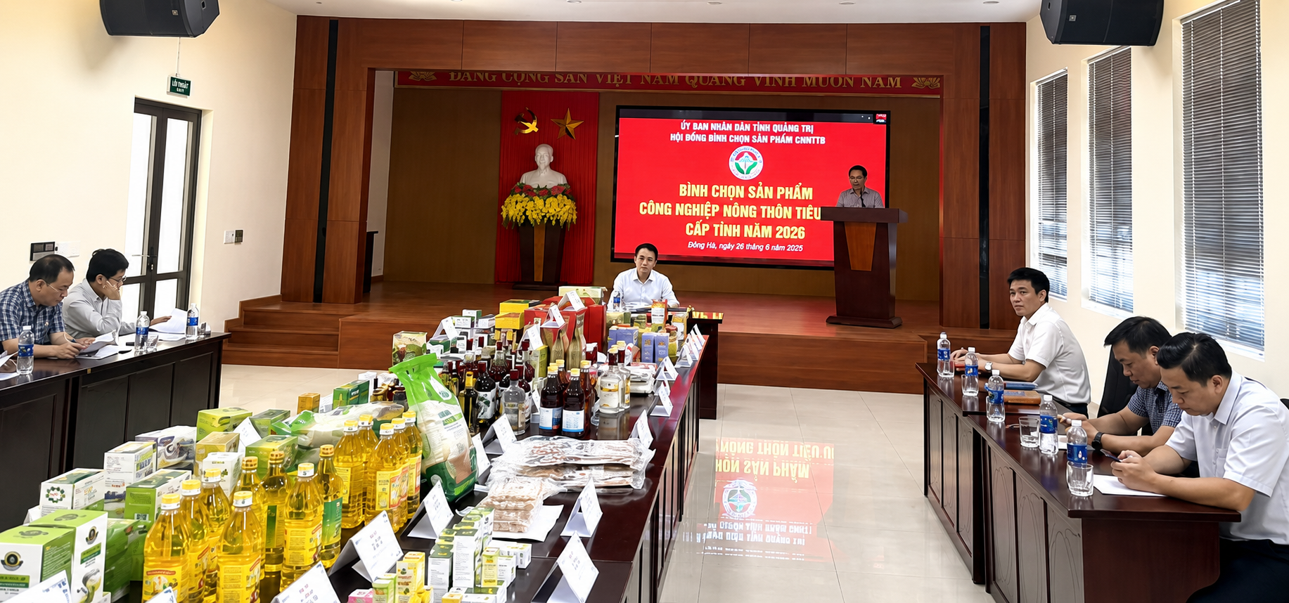 Lựa chọn sản phẩm công nghiệp nông thôn tiêu biểu Lựa chọn sản phẩm công nghiệp nông thôn tiêu biểu
