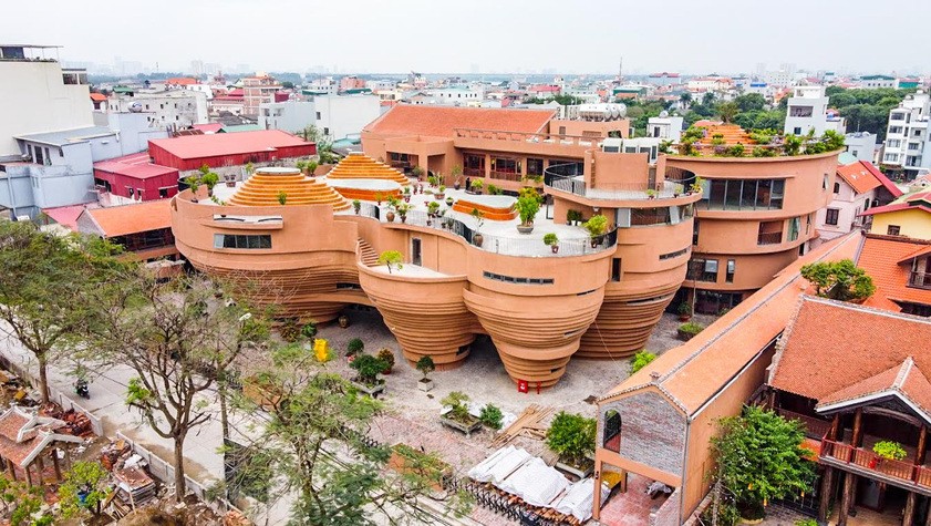 Một trong những công trình nổi bật bên trong làng gốm Bát Tràng Một trong những công trình nổi bật bên trong làng gốm Bát Tràng