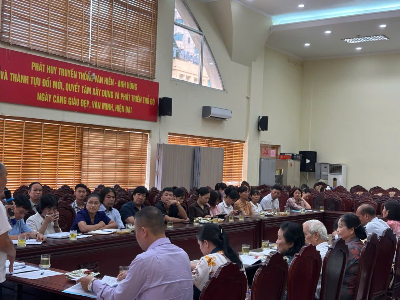 Quang cảnh hội nghị triển khai Hội thi sản phẩm làng nghề và tôn vinh nghệ nhân làng nghề thành phố Hà Nội năm 2026. Quang cảnh hội nghị triển khai Hội thi sản phẩm làng nghề và tôn vinh nghệ nhân làng nghề thành phố Hà Nội năm 2026.
