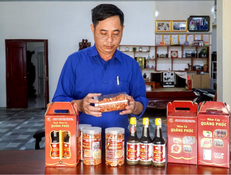 Hành trình của mắm cáy Quảng Phúc: Từ đặc sản quê đến sản phẩm OCOP 4 sao Hành trình của mắm cáy Quảng Phúc: Từ đặc sản quê đến sản phẩm OCOP 4 sao