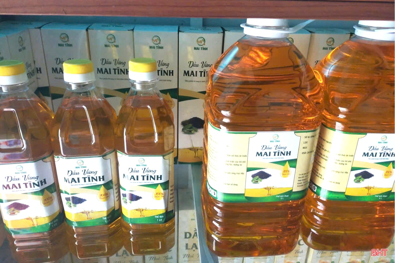 Dầu vừng Mai Tĩnh đạt chuẩn OCOP 3 sao, được chế biến từ hạt vừng trồng trên vùng bãi xã Đức Quang Dầu vừng Mai Tĩnh đạt chuẩn OCOP 3 sao, được chế biến từ hạt vừng trồng trên vùng bãi xã Đức Quang