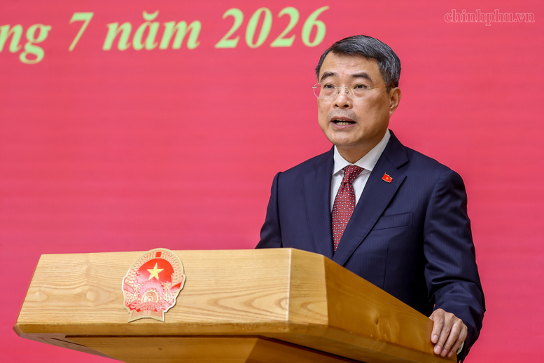 Thủ tướng trao quyết định giao Quyền Bộ trưởng Bộ Nội vụ và bổ nhiệm Thứ trưởng Thường trực Bộ Dân tộc và Tôn giáo Thủ tướng trao quyết định giao Quyền Bộ trưởng Bộ Nội vụ và bổ nhiệm Thứ trưởng Thường trực Bộ Dân tộc và Tôn giáo