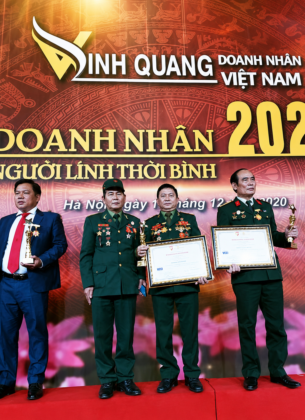doanh nhan ccb nguyen van quyen tu nguoi linh den nghe nhan uu tu