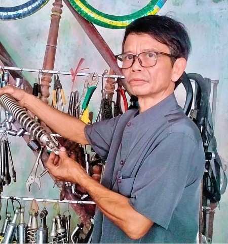 cuu chien binh nguyen viet hung va hanh trinh 50 nam gan bo voi nghe sua xe