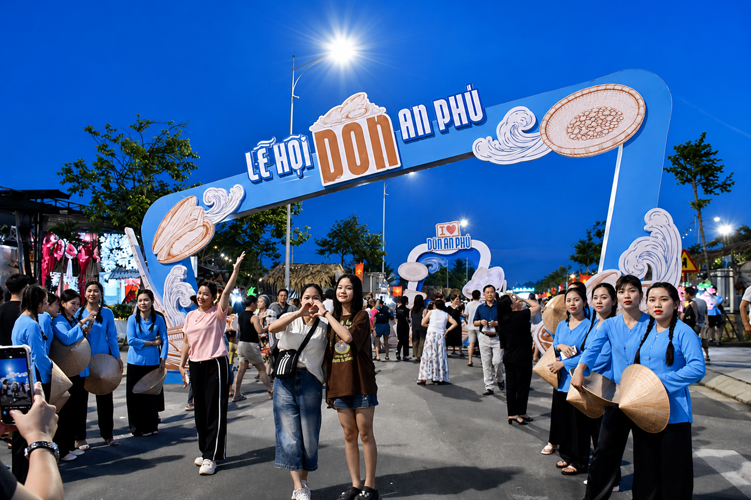 le hoi don an phu noi hoi tu cua am thuc nghe thuat va san pham ocop dac sac