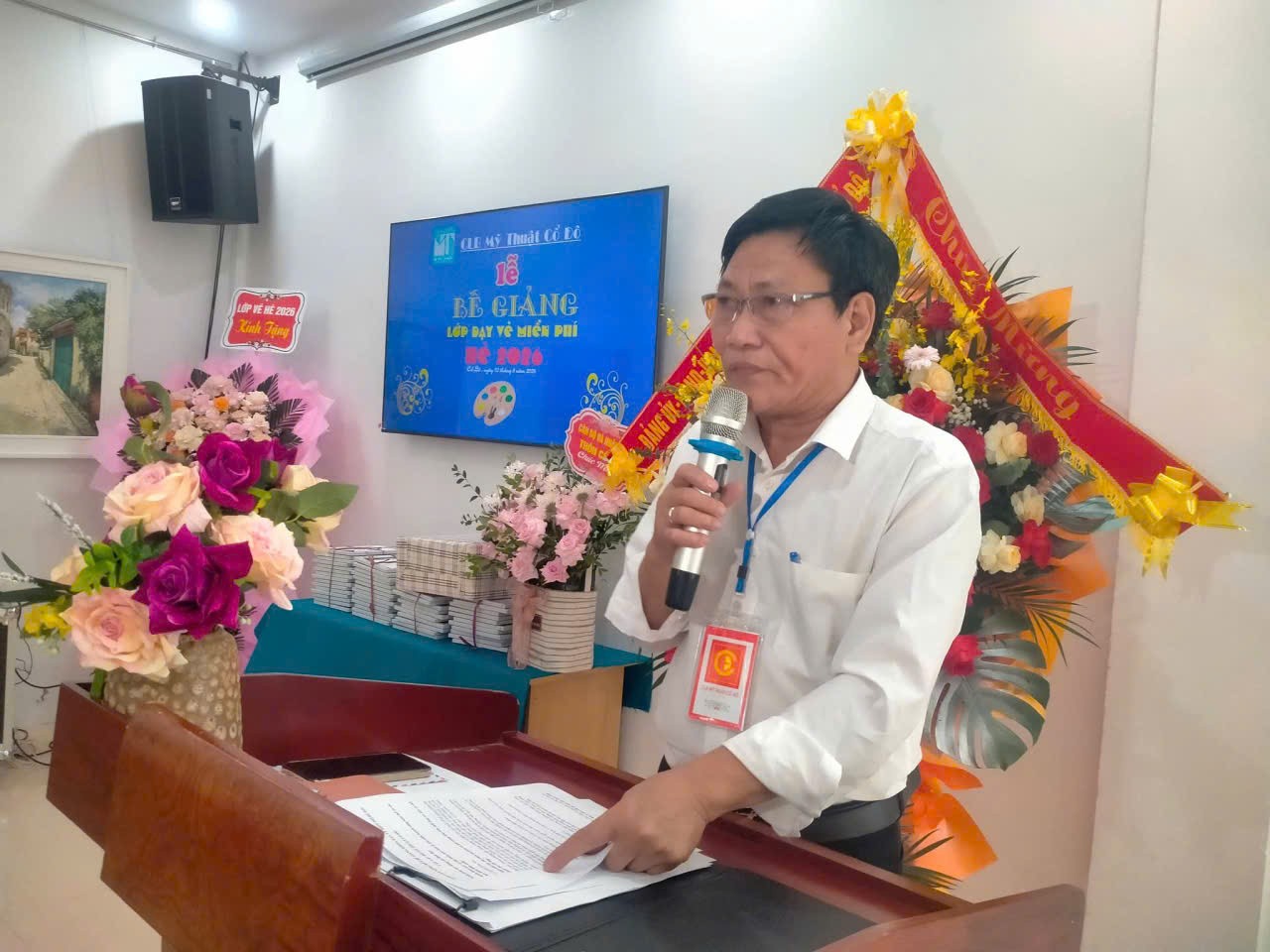 Câu lạc bộ mỹ thuật Cổ Đô bế giảng lớp dạy vẽ miễn phí hè 2026 Câu lạc bộ mỹ thuật Cổ Đô bế giảng lớp dạy vẽ miễn phí hè 2026