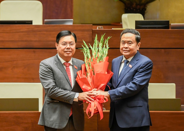 Quốc hội phê chuẩn bổ nhiệm ông Nguyễn Tiến Hải giữ chức Bộ trưởng Bộ Nội vụ
