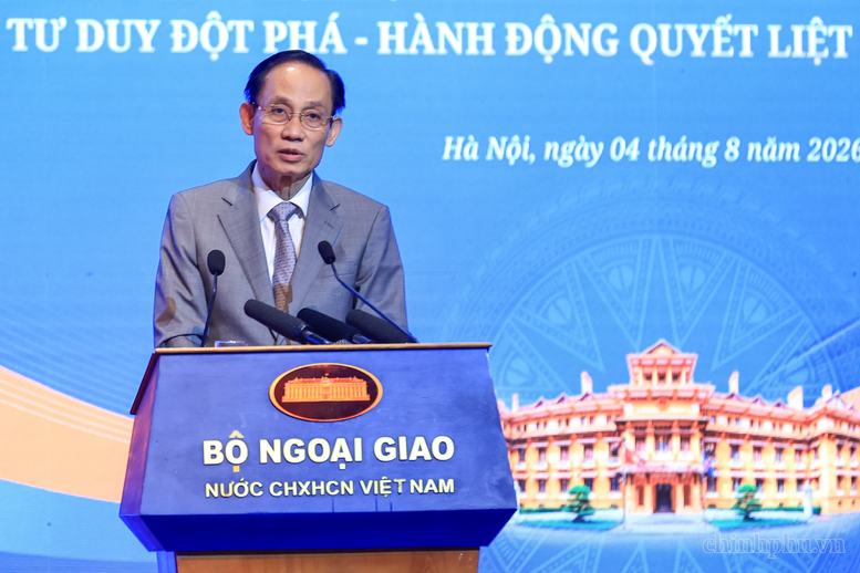 Thủ tướng Lê Minh Hưng: Biến sức ép bên ngoài thành dư địa phát triển mới Thủ tướng Lê Minh Hưng: Biến sức ép bên ngoài thành dư địa phát triển mới
