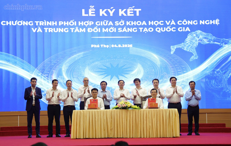 Phú Thọ cần phát triển dựa trên ba trụ cột: Công nghiệp công nghệ cao, văn hóa-du lịch, nông nghiệp xanh Phú Thọ cần phát triển dựa trên ba trụ cột: Công nghiệp công nghệ cao, văn hóa-du lịch, nông nghiệp xanh