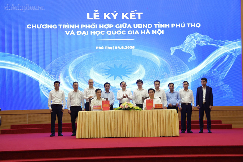 Phú Thọ cần phát triển dựa trên ba trụ cột: Công nghiệp công nghệ cao, văn hóa-du lịch, nông nghiệp xanh Phú Thọ cần phát triển dựa trên ba trụ cột: Công nghiệp công nghệ cao, văn hóa-du lịch, nông nghiệp xanh