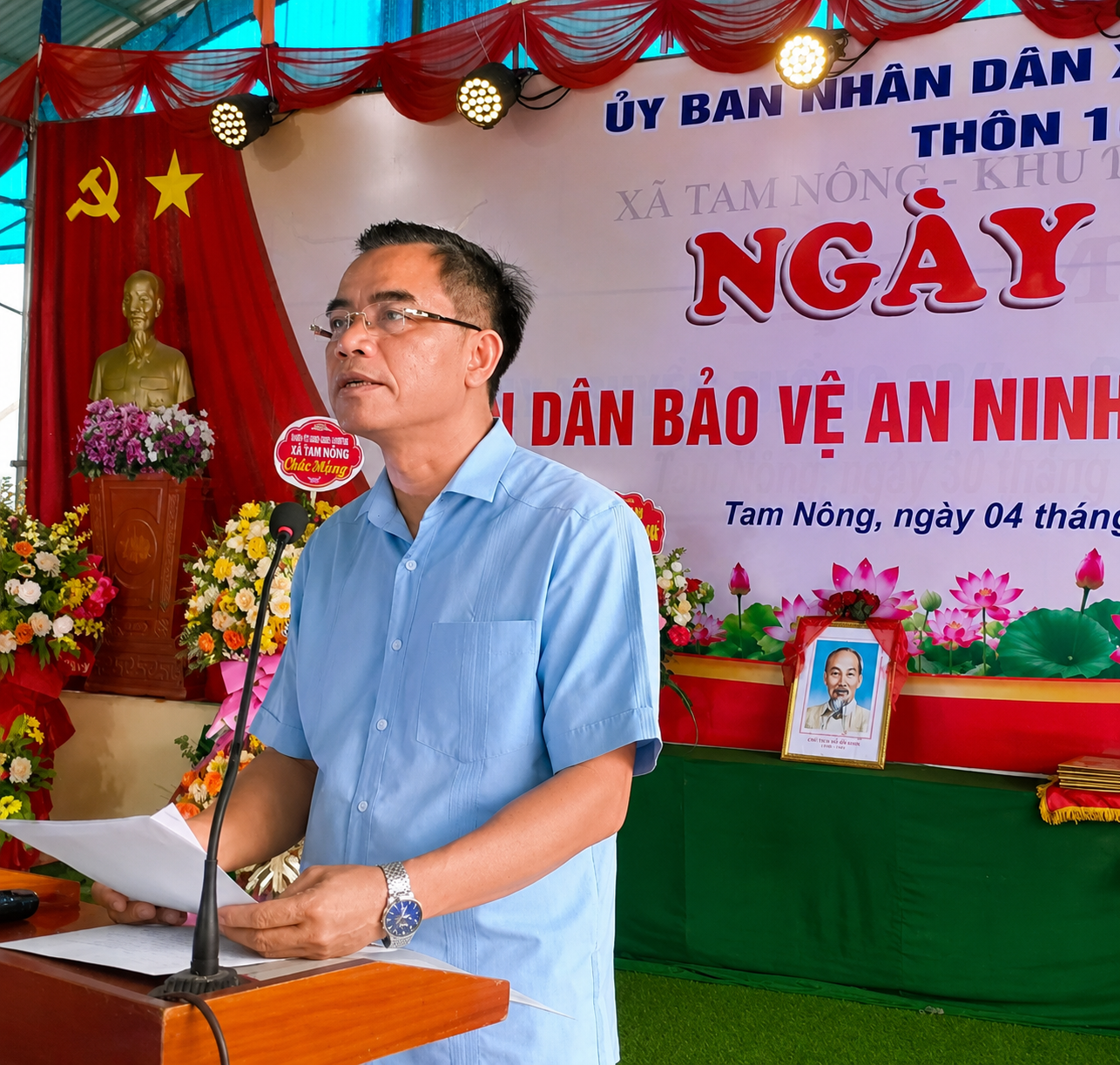 Ông Quách Hải Lý, Bí thư Đảng ủy, Chủ tịch HĐND xã Tam Nông phát biểu chỉ đạo tại ngày hội. Ông Quách Hải Lý, Bí thư Đảng ủy, Chủ tịch HĐND xã Tam Nông phát biểu chỉ đạo tại ngày hội.