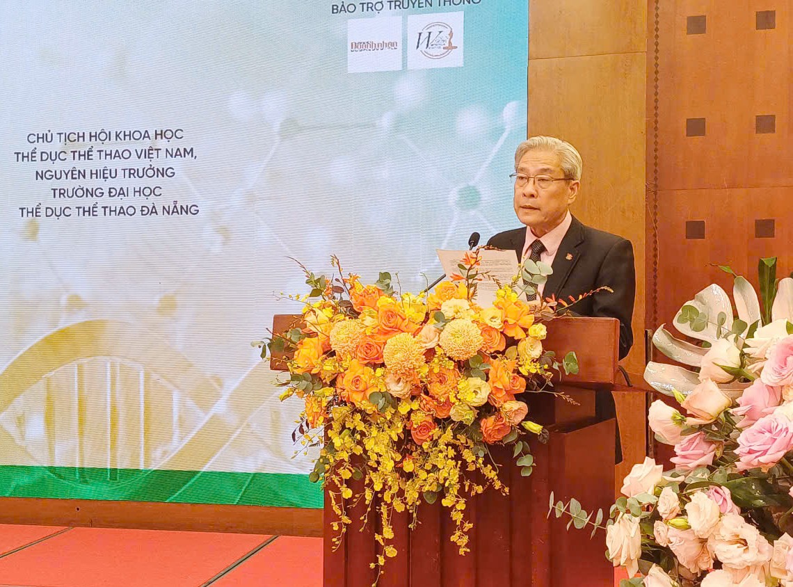 PGS.TS Lê Đức Chương phát biểu khai mạc PGS.TS Lê Đức Chương phát biểu khai mạc