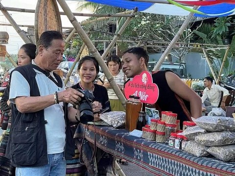 block fest 2026 lang chai tan thanh ron rang sac mau van hoa va ket noi cong dong