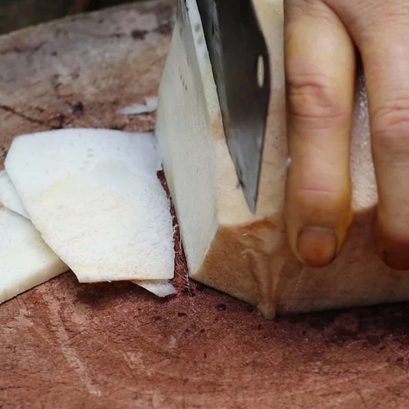 Nhớ canh củ chuối nấu suông