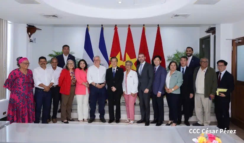 Đoàn Đảng Cộng sản Việt Nam làm việc với Quốc hội Nicaragua và Nhóm Nghị sĩ hữu nghị Nicaragua-Vietnam. (Ảnh: Ban Nội chính Trung ương) Đoàn Đảng Cộng sản Việt Nam làm việc với Quốc hội Nicaragua và Nhóm Nghị sĩ hữu nghị Nicaragua-Vietnam. (Ảnh: Ban Nội chính Trung ương)