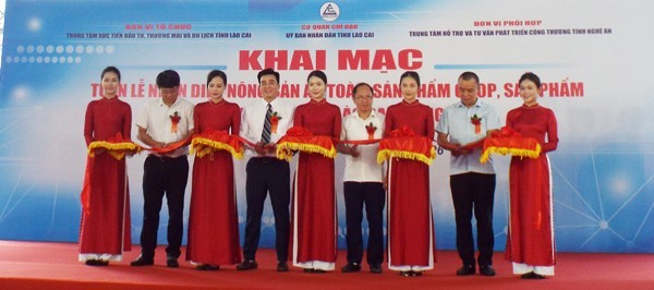 Tổ chức “Tuần lễ nhận diện nông sản an toàn, sản phẩm OCOP, sản phẩm đặc trưng của tỉnh Lào Cai tại Nghệ An