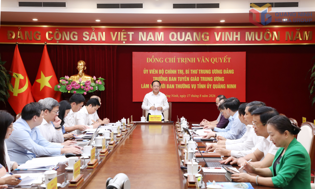 Quảng Ninh hội tụ nhiều điều kiện để trở thành hình mẫu của cả nước Quảng Ninh hội tụ nhiều điều kiện để trở thành hình mẫu của cả nước