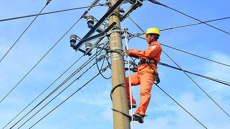 bảo đảm cung cấp điện phục vụ mục tiêu tăng trưởng 2 con số trên địa bàn tỉnh. bảo đảm cung cấp điện phục vụ mục tiêu tăng trưởng 2 con số trên địa bàn tỉnh.