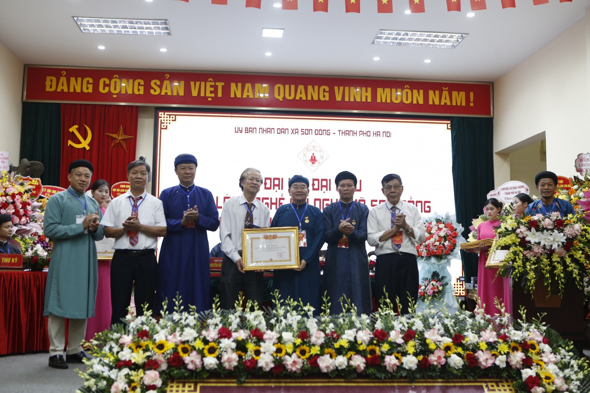 Đại hội Đại biểu Hội Làng nghề mỹ nghệ xã Sơn Đồng thành công tốt đẹp Đại hội Đại biểu Hội Làng nghề mỹ nghệ xã Sơn Đồng thành công tốt đẹp