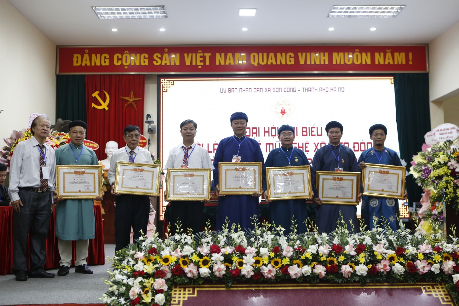 Đại hội Đại biểu Hội Làng nghề mỹ nghệ xã Sơn Đồng thành công tốt đẹp Đại hội Đại biểu Hội Làng nghề mỹ nghệ xã Sơn Đồng thành công tốt đẹp