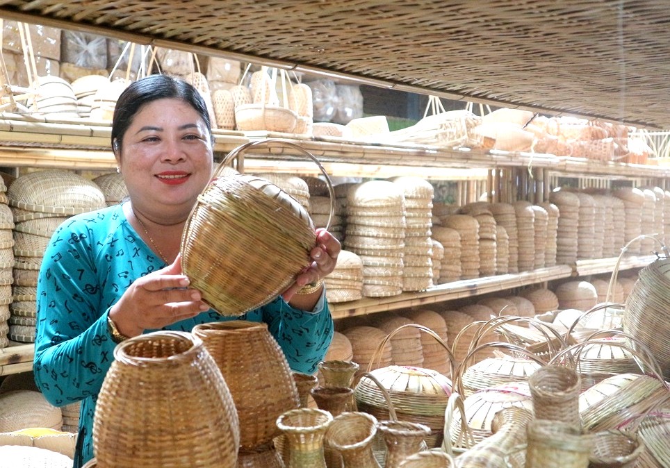 Sản phẩm đan đát truyền thống của HTX Mây tre đan Thuỷ Tuyết 