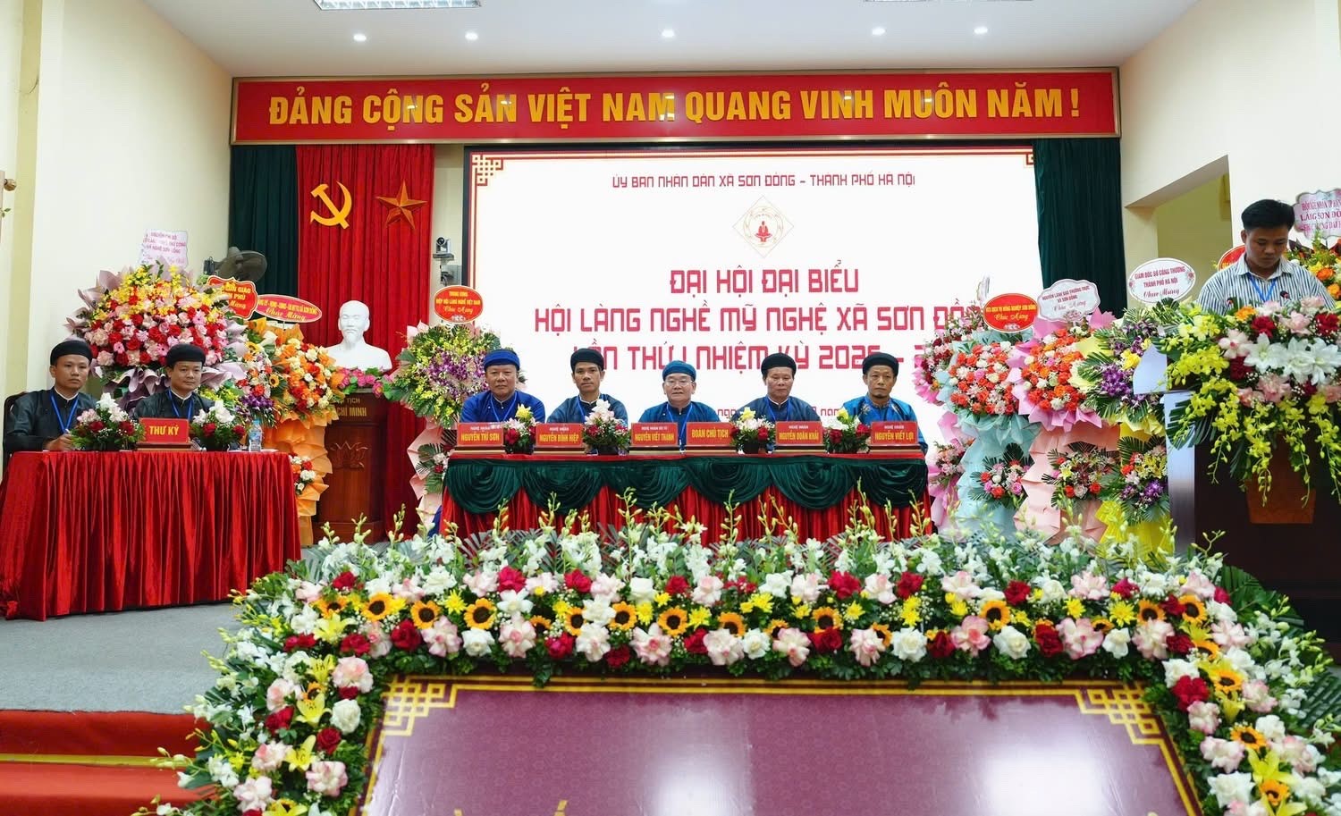 Đại hội Hội Làng nghề Mỹ nghệ xã Sơn Đồng: Phát huy truyền thống, trao truyền nghề cho thế hệ trẻ