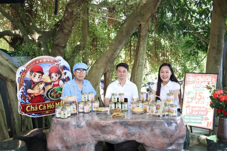 lanh dao xa ha noi len song ban san pham ocop nong san doanh thu tang hang tram trieu dong