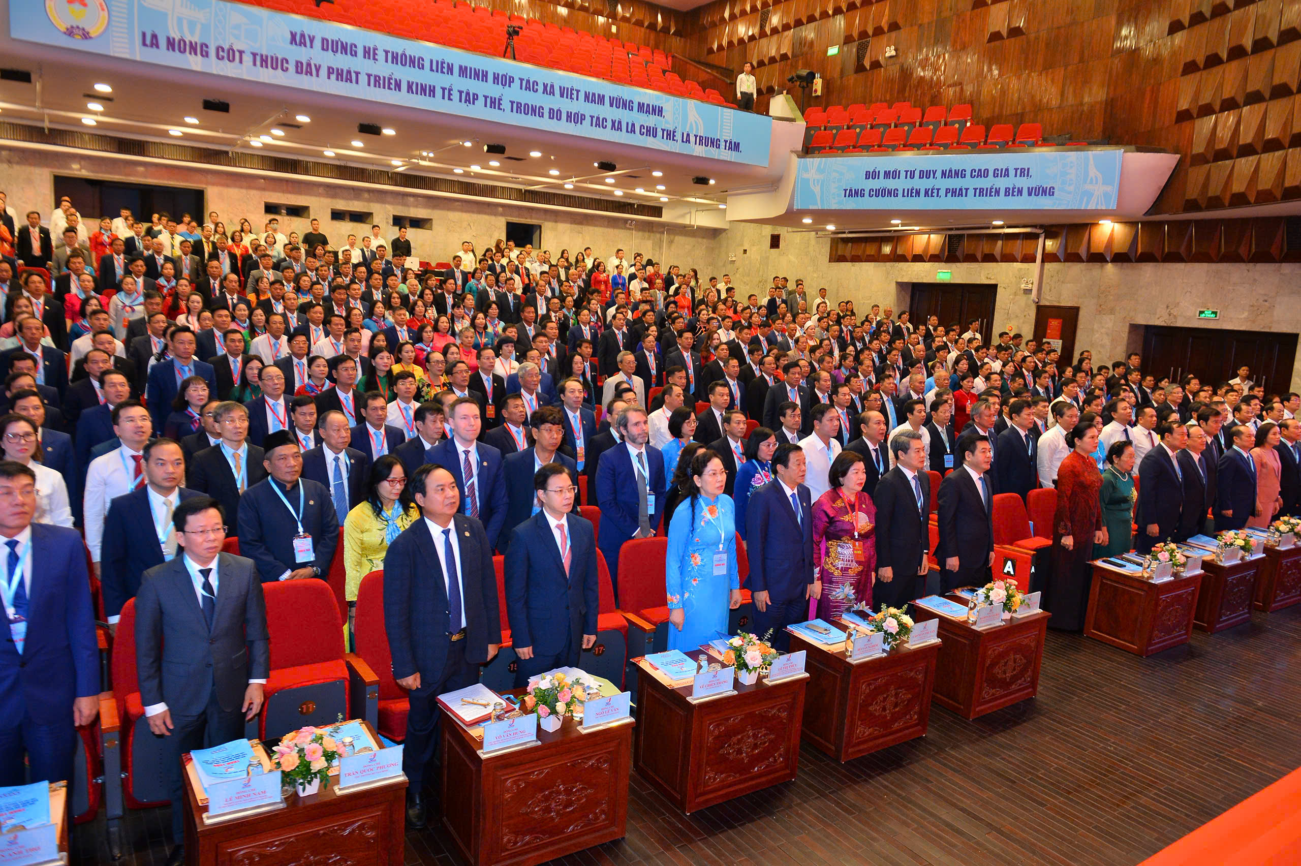 Bế mạc Đại hội VII Liên minh HTX Việt Nam: Từ nghị quyết đến hành động Bế mạc Đại hội VII Liên minh HTX Việt Nam: Từ nghị quyết đến hành động
