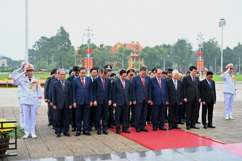 81 nam quoc khanh lanh dao dang nha nuoc vao lang vieng chu tich ho chi minh