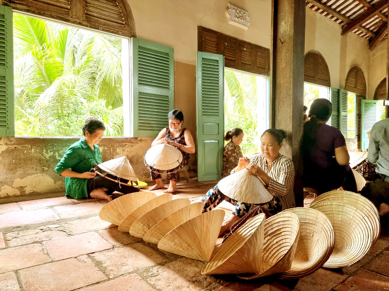 Làng nghề truyền thống Vĩnh Long Nét văn hoá sông nước Nam Bộ