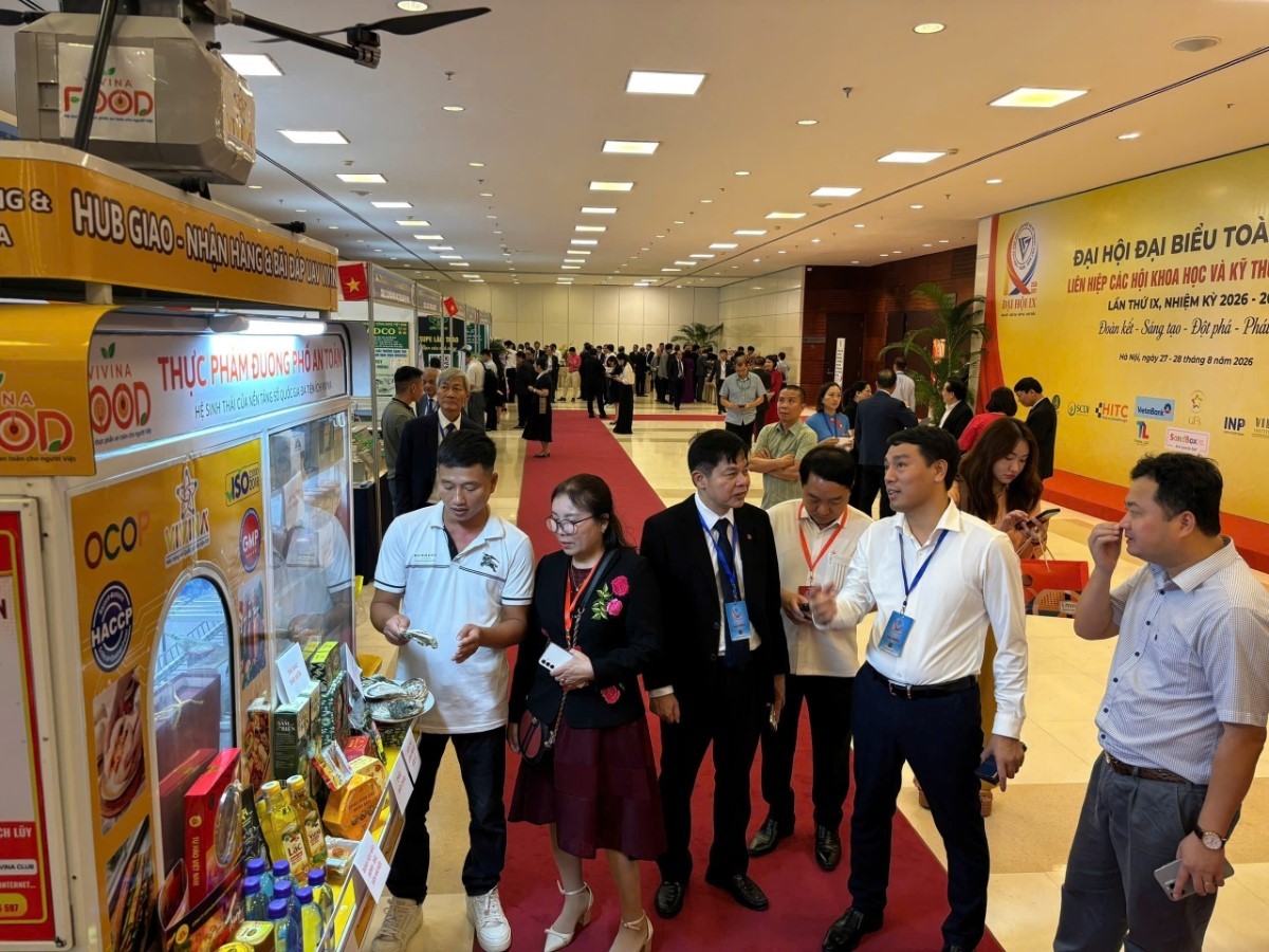 Mô hình Kiosk thực phẩm số tại Đại hội đại biểu toàn quốc lần thứ IX Liên hiệp các Hội Khoa học và Kỹ thuật Việt Nam Mô hình Kiosk thực phẩm số tại Đại hội đại biểu toàn quốc lần thứ IX Liên hiệp các Hội Khoa học và Kỹ thuật Việt Nam
