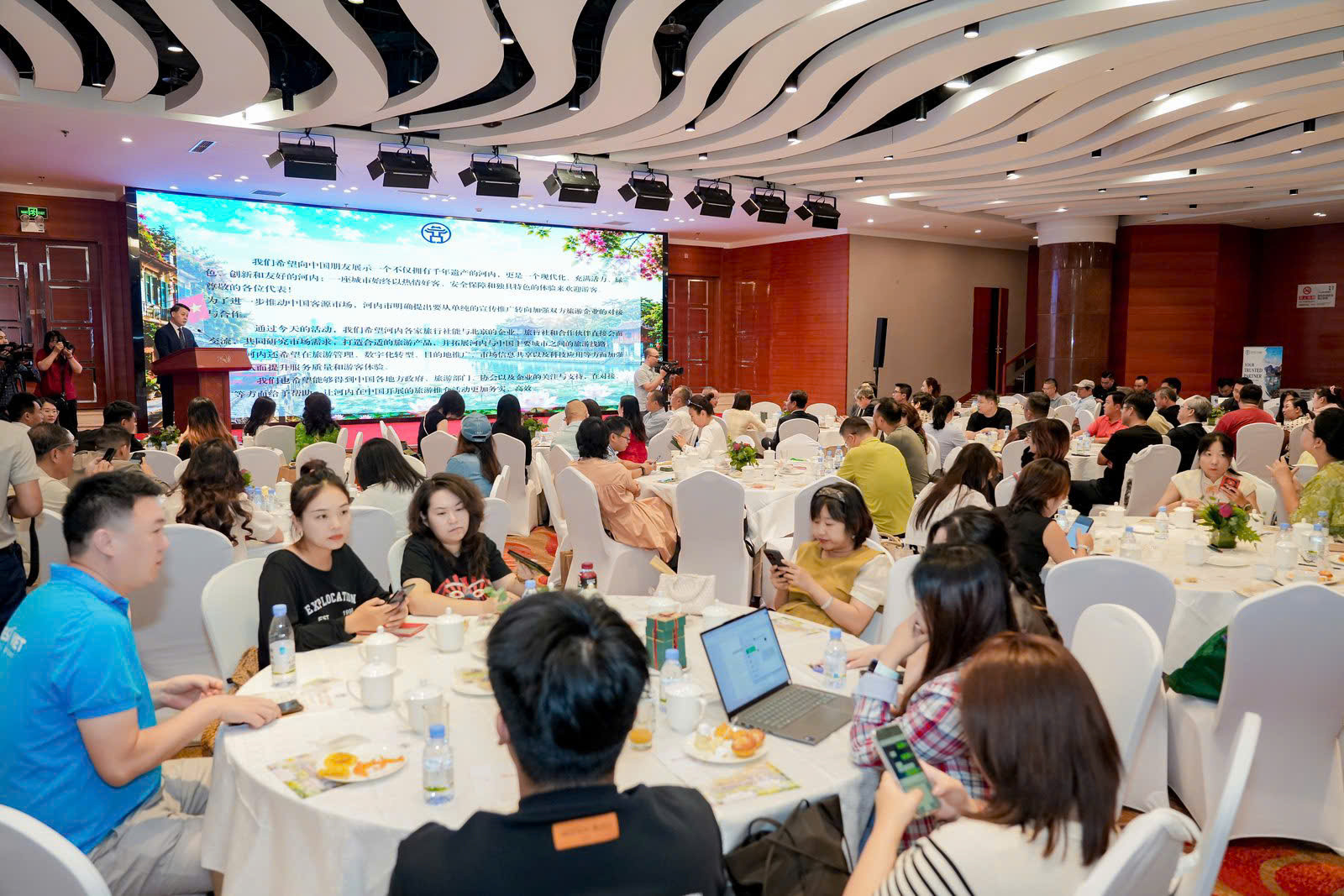 Hà Nội đẩy mạnh xúc tiến, quảng bá du lịch tại Trung Quốc