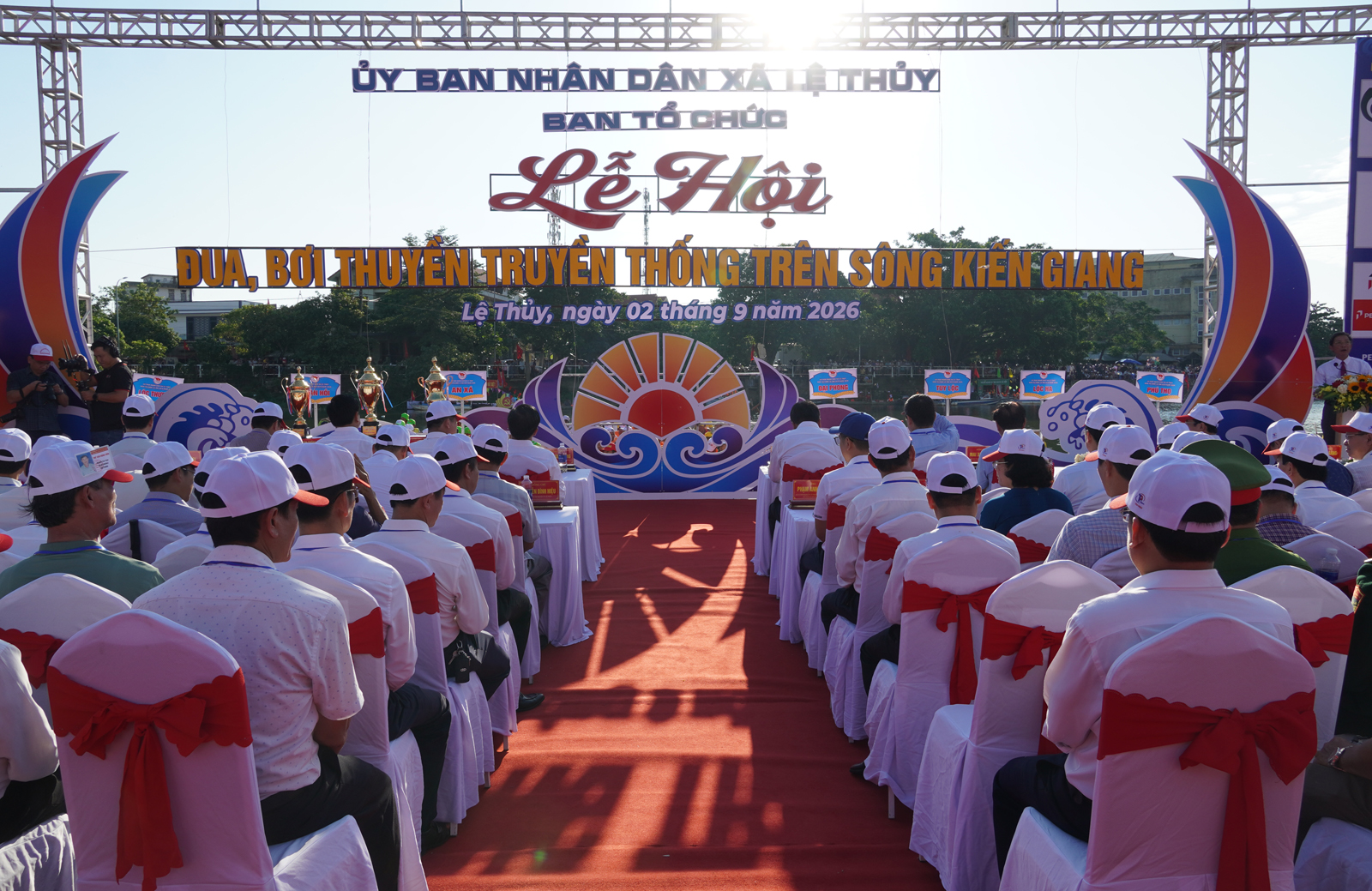 Sôi động Lễ hội đua, bơi thuyền truyền thống trên sông Kiến Giang 2026 Sôi động Lễ hội đua, bơi thuyền truyền thống trên sông Kiến Giang 2026